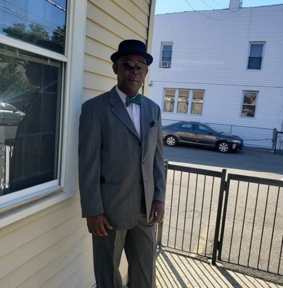 Meet your Posher, Donnel - Picture 1 of 1